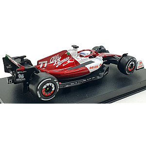 Bburago Alfa Romeo C42 F1 #77 do piloto Valteri Bottas (incluindo piloto com capacete) referente à temporada 2022