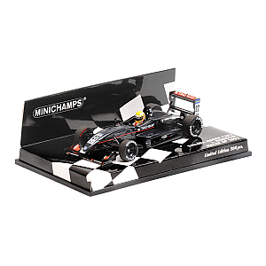 Minichamps Dallara Mugen Honda F302 - Lewis Hamilton - Macau GP 2003