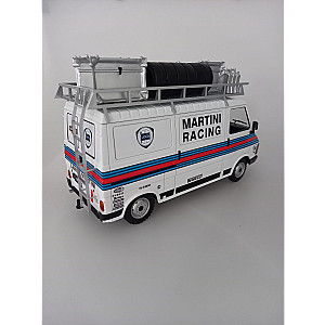 IXO Fiat 242 Martini Rally team Assistance (with roof accessories)