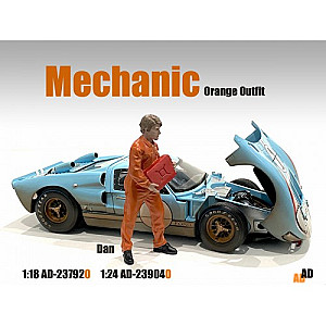 1:18 Mechanic with orange jumpsuit - Dan