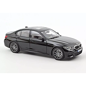 BMW 330i 2019 Black metallic