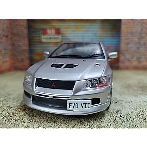 WB Mitsubishi Lancer Evolution VII, cinza metalizado, RHD, 2001