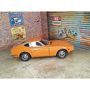 Datsun 240Z, laranja, RHD