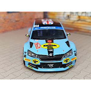 Miniatura personalizada RPT064 base IXO Skoda Fabia Rally2 EVO #28 - 15º lugar Rally Monte-Carlo 2023 - Chris Ingram/ Craig Drew