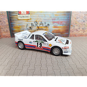 Miniatura personalizada RPT068 base IXO Lancia 037 EVO1 #19 - DNF Rali de Portugal 1984 - António Rodrigues/ José Cotter